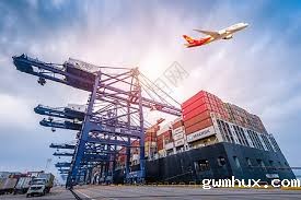 国务院办公厅印发《关于推进电子商务与快递物流协同发展的意见》